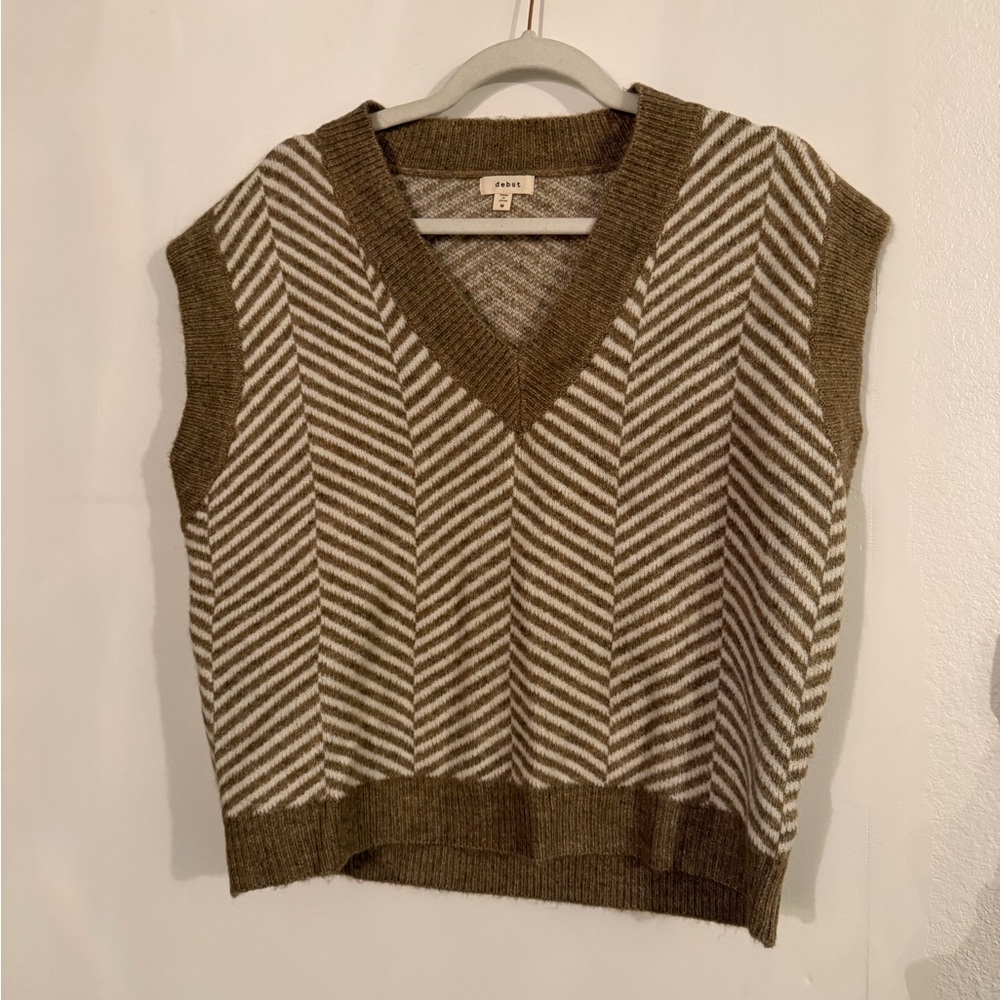 Debut Tan Cream Striped Sweater Vest Academia Fall Capsule Layering Medium - Picture 2 of 7